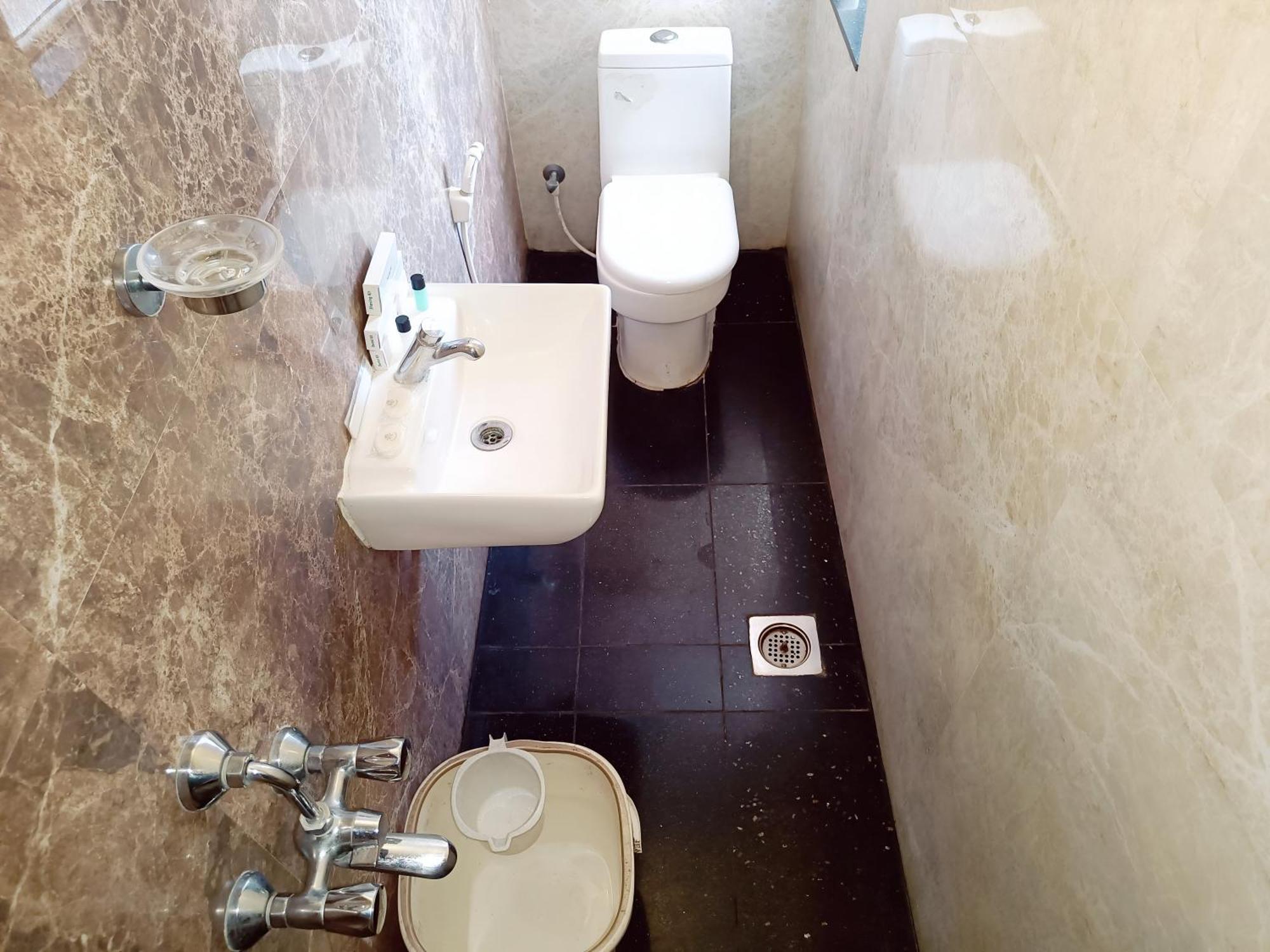 Le Holiday Inn Puducherry Exterior foto