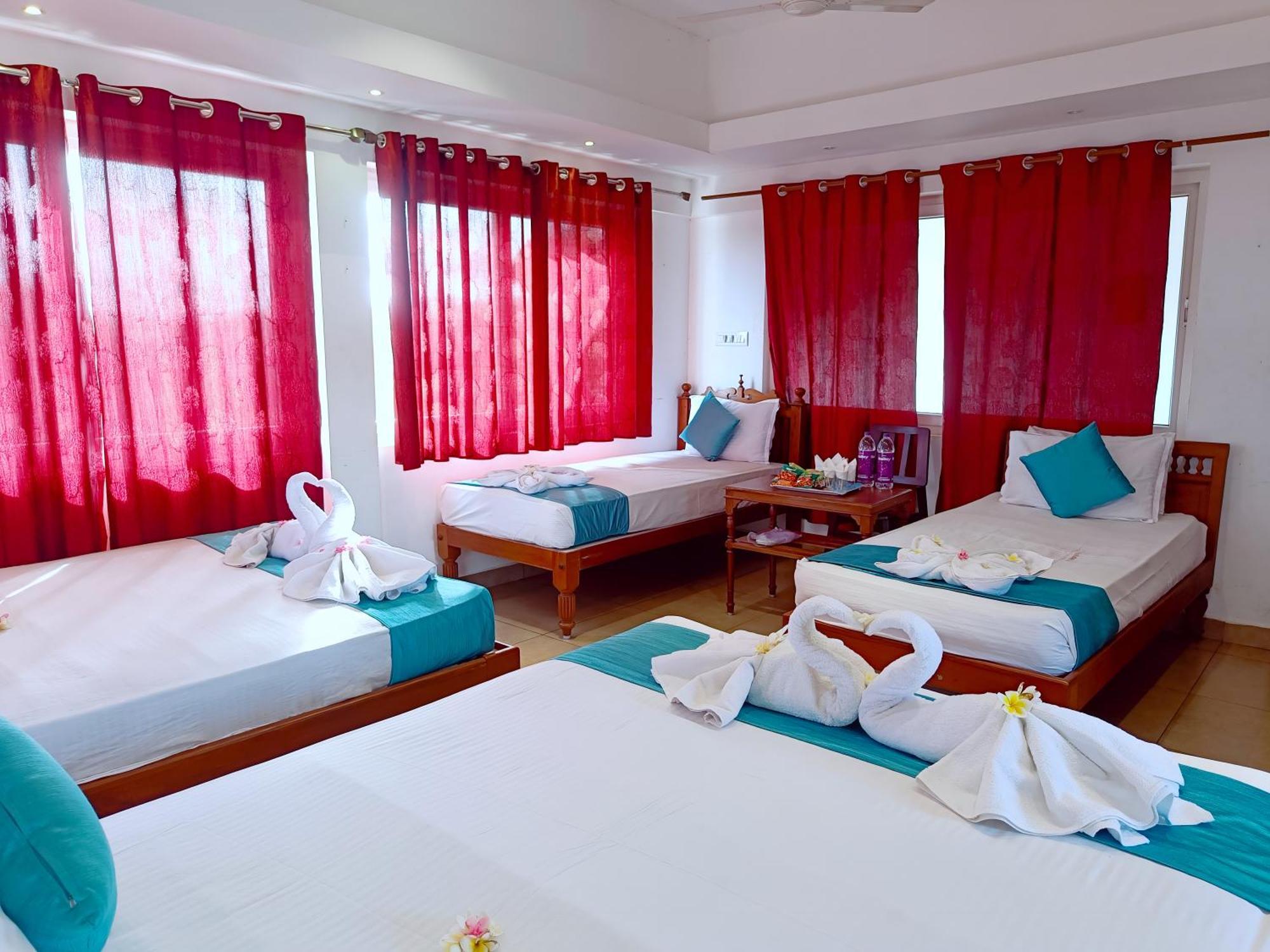 Le Holiday Inn Puducherry Exterior foto