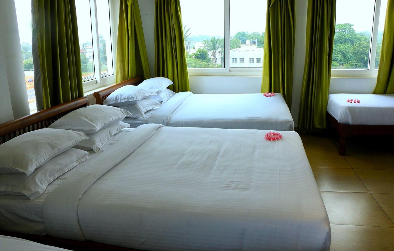 Le Holiday Inn Puducherry Exterior foto