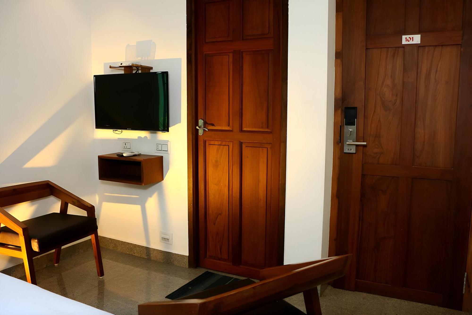 Le Holiday Inn Puducherry Exterior foto