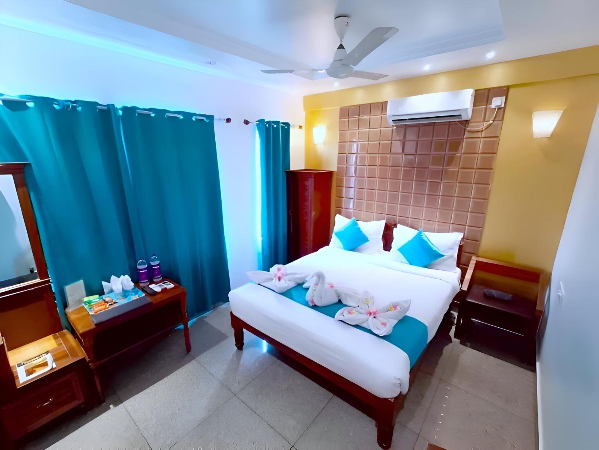 Le Holiday Inn Puducherry Exterior foto
