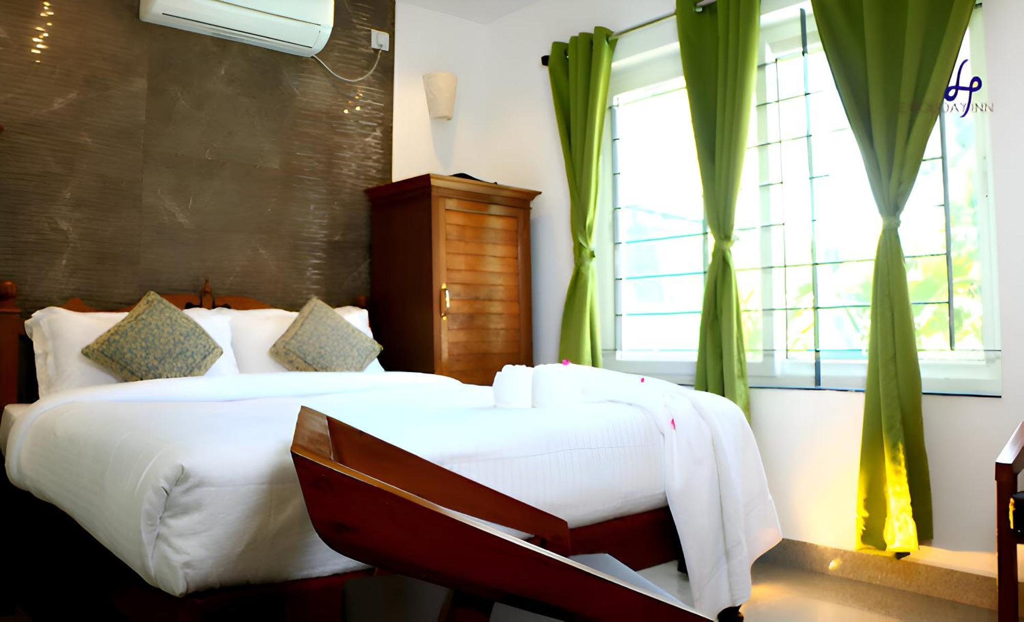 Le Holiday Inn Puducherry Exterior foto